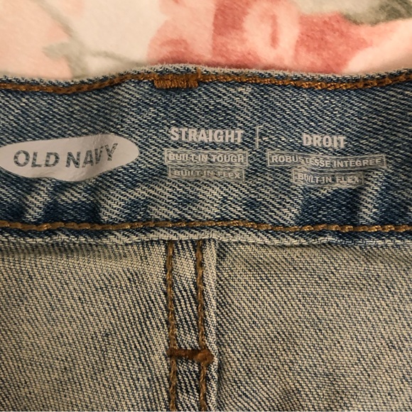 Straight Leg Men’s Jeans - Picture 2 of 5